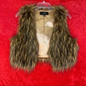 Forever 21 Faux Fur vest